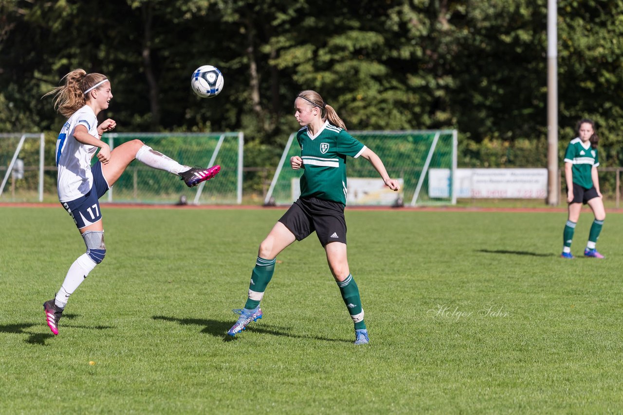 Bild 151 - wBJ VfL Pinneberg - Rissen : Ergebnis: 8:0